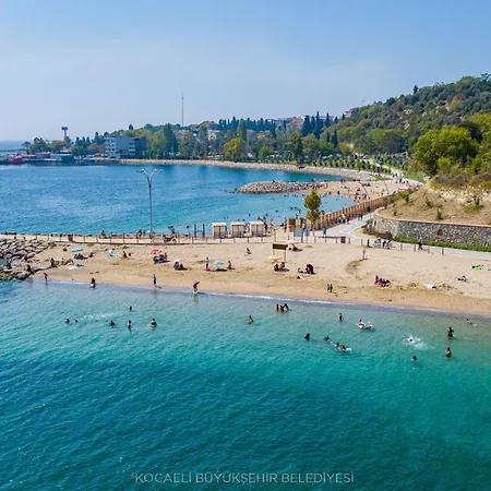 דירה просторная 2 1 с панорамным видом на море Darıca